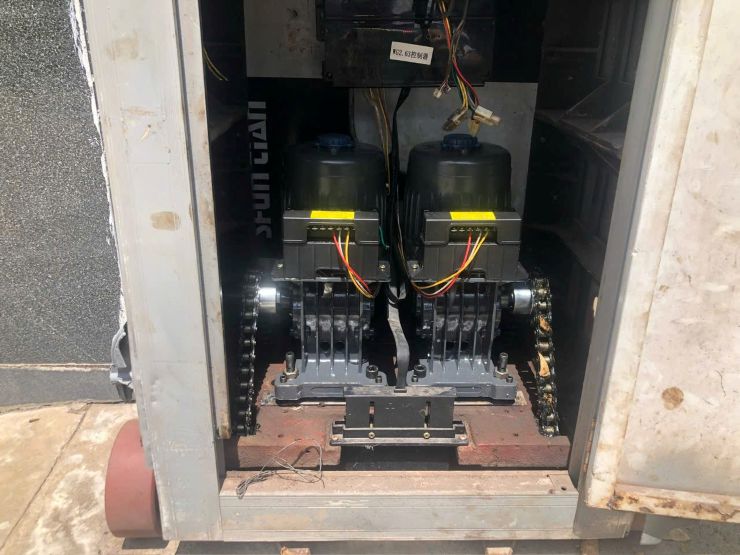 Motor-cong-xep-khong-ray