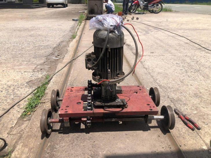 sua-chua-motor-cong-xep-tai-phuong-phu-loi