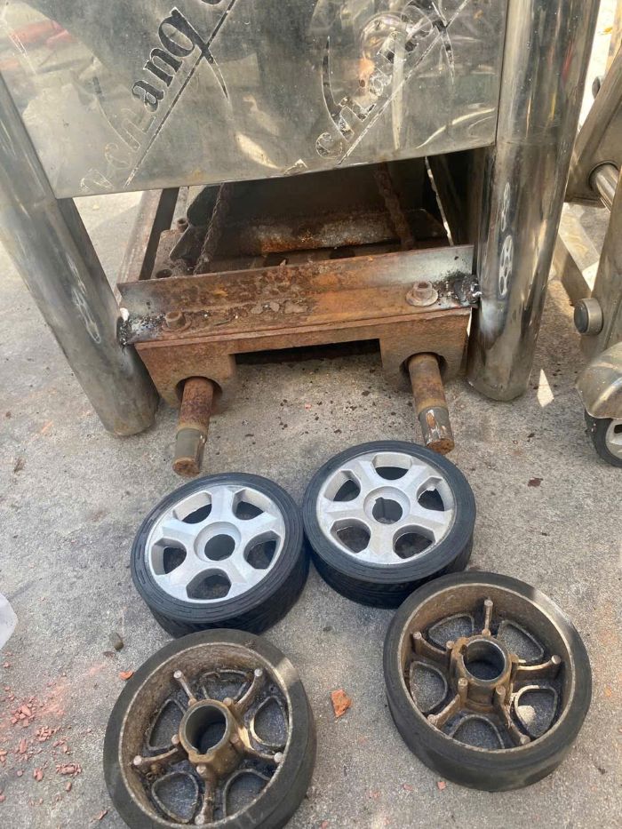 Banh-xe-dau-keo-truc-22mm-lo-tron